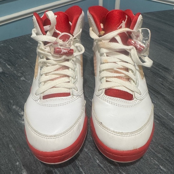 Jordan Kids Sneakers White and Red - Picture 3 of 14
